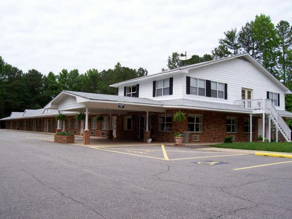Durham Skyland Inn Exterior photo